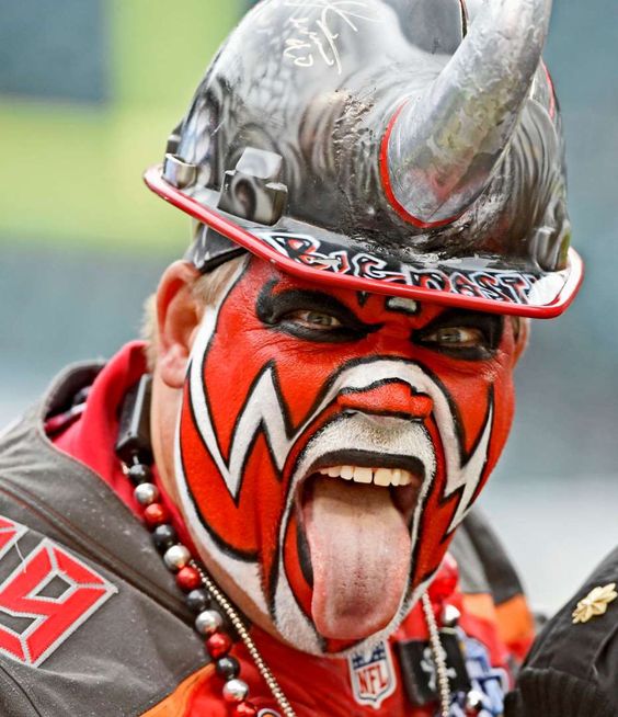 Your “Ain’t No Battle Like An NFC South Battle” Thursday Night Football Open Thread