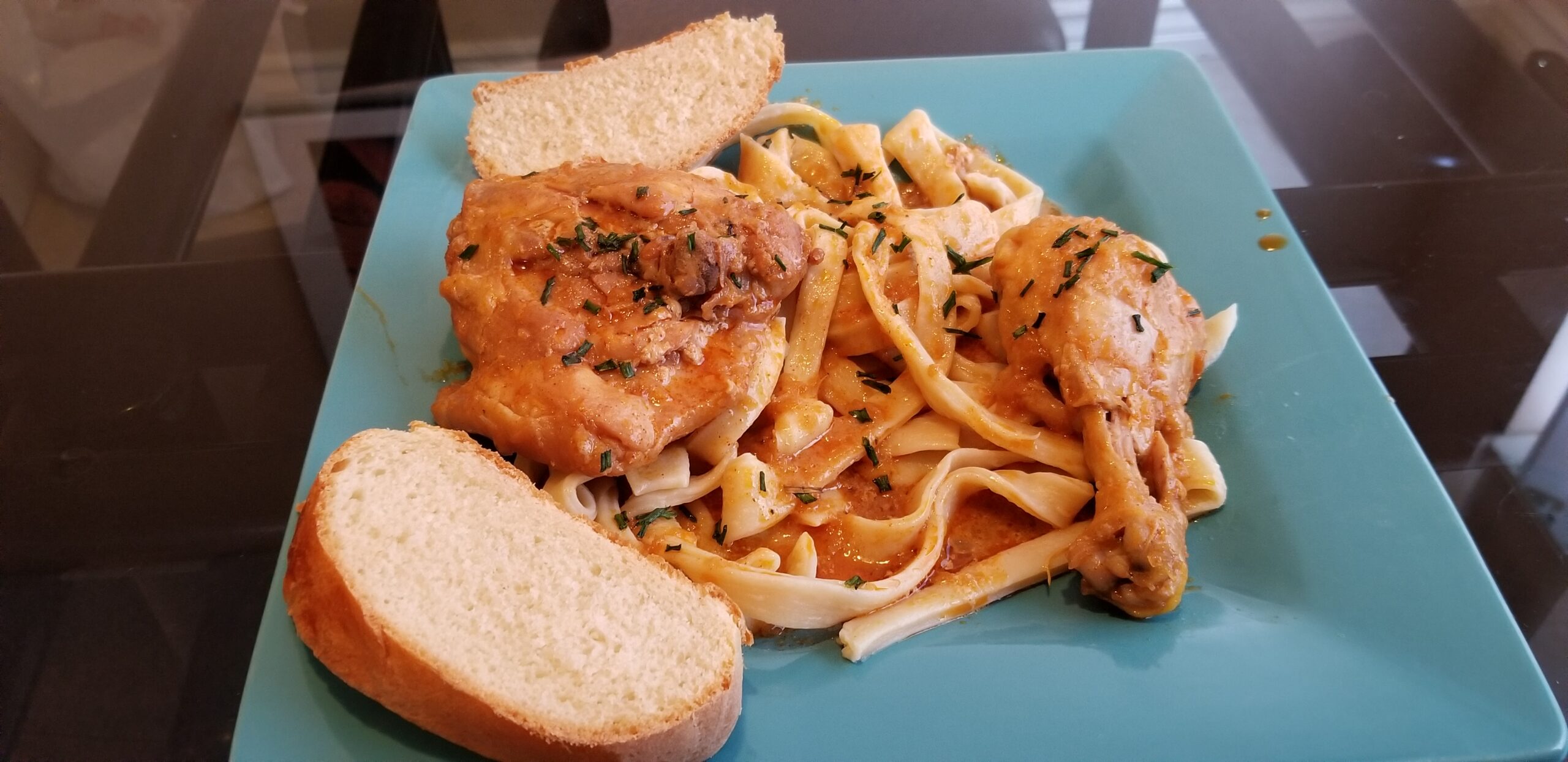 Sunday Gravy with yeah right: Chicken Paprikash!