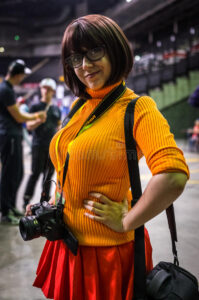 di-velma-del-dal-cosplay-del-di-scooby-doo-81899637.jpg