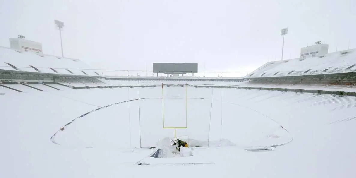 Your Sunday Morning NFL Slate Week 16 Open Thread