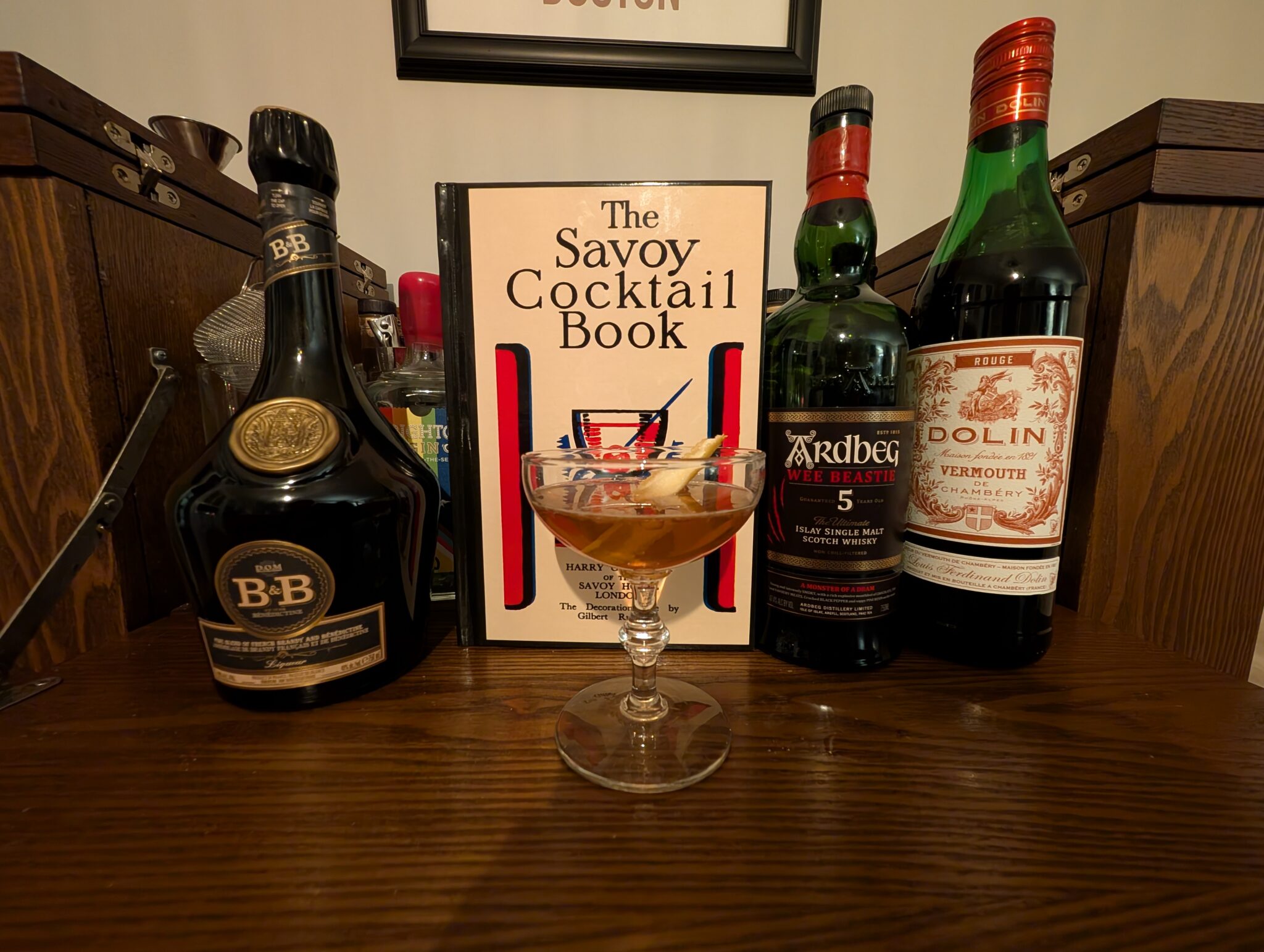 Sharkbaits Cocktail of the Week Bobby Burns Day [DOOR FLIES OPEN]