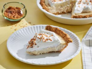 RM-12481-old-fashioned-coconut-cream-pie-ddmfs-3x4-2962-82918003379d4f8a944e046ed646c891