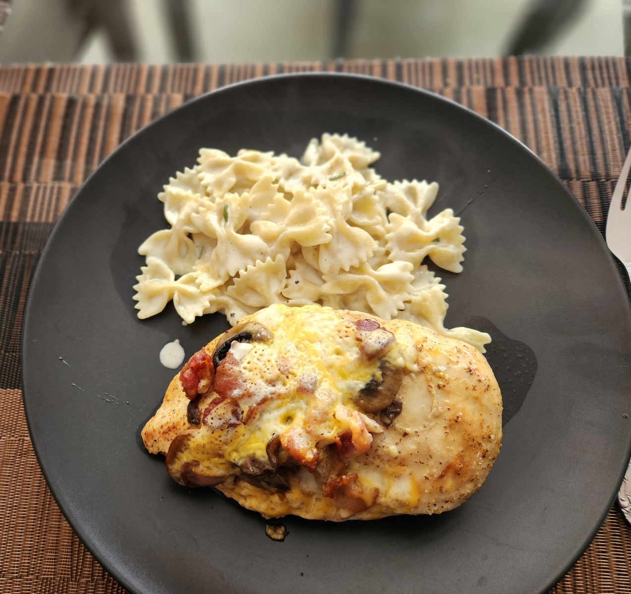 Sunday Gravy with yeah right: Time for a Knockoff – “Alice Springs Chicken”
